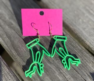 Ingen marionett, 3D-printade örhängen